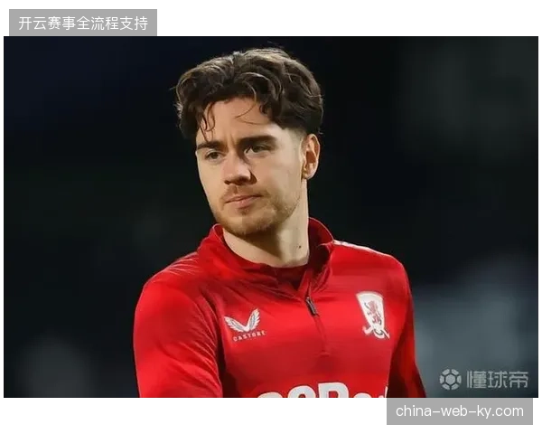 埃弗顿在米德尔斯堡中场哈克尼的争夺战中领先，其出色的持球推进能力备受青睐